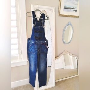 TOMMY HILFIGER Raw Hem Jean Bib Overalls NWT Americana Logo Tommy Jeans Sz 28 Bl